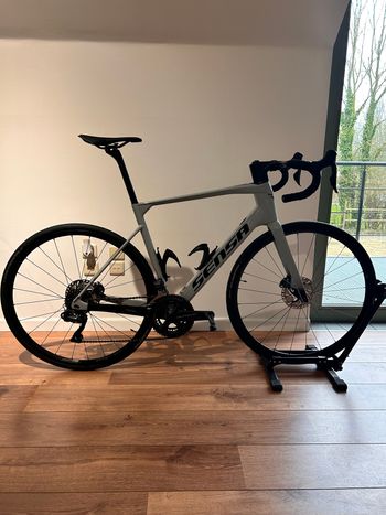 Used Sensa Giulia GF Ice Grey 2021 Road & Gravel, Hellgrau — image 2 of 3