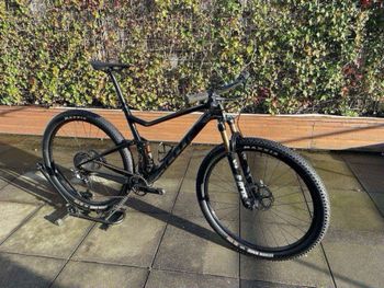 Used Scott Spark RC 900 SL 2019 2019 Mountainbike, Black, 29 — image 2 of 13