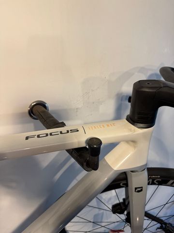Brugt Focus IZALCO MAX 9.8 2024 2024 Road & Gravel — billede 6 af 7
