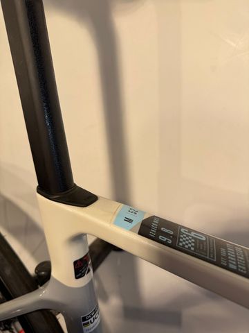 Brugt Focus IZALCO MAX 9.8 2024 2024 Road & Gravel — billede 7 af 7