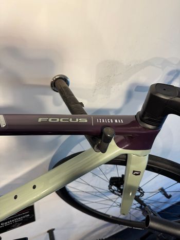 Brugt Focus IZALCO MAX 8.8 2024 2024 Road & Gravel — billede 5 af 7
