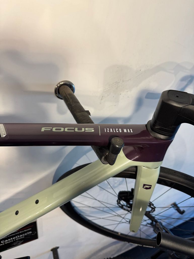 Brugt Focus IZALCO MAX 8.8 2024 2024 Road & Gravel — billede 5 af 7