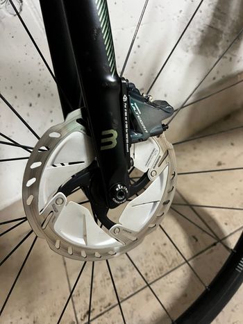 Used Basso Astra Shimano Ultegra 8170 Di2 Disc 2023 2023 Road & Gravel, Black — image 8 of 9