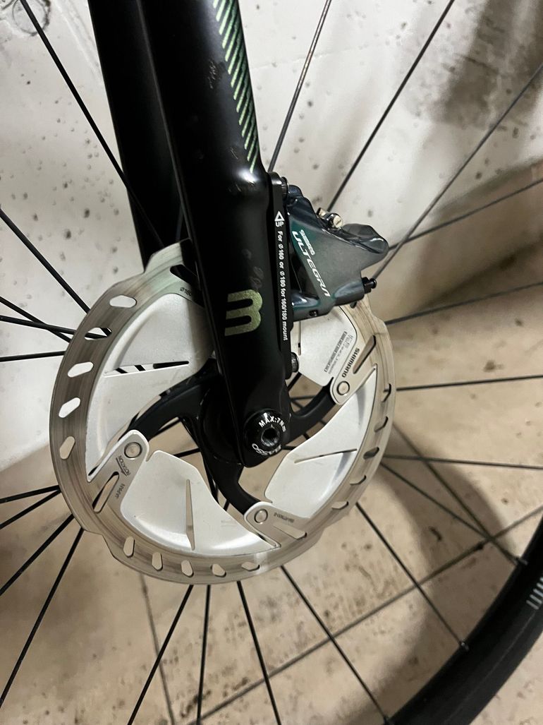 Used Basso Astra Shimano Ultegra 8170 Di2 Disc 2023 2023 Road & Gravel, Black — image 8 of 9
