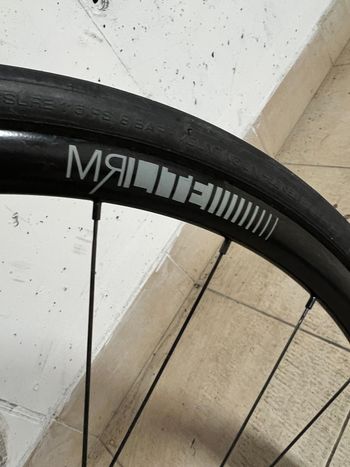 Used Basso Astra Shimano Ultegra 8170 Di2 Disc 2023 2023 Road & Gravel, Black — image 7 of 9