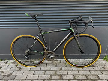 Used Focus Izalco Max 2019 Road & Gravel