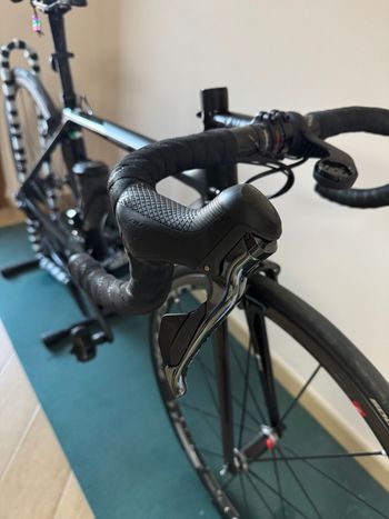 Used Bianchi Specialissima Dura Ace Di2 2017 2017 Road & Gravel, Black — image 4 of 10