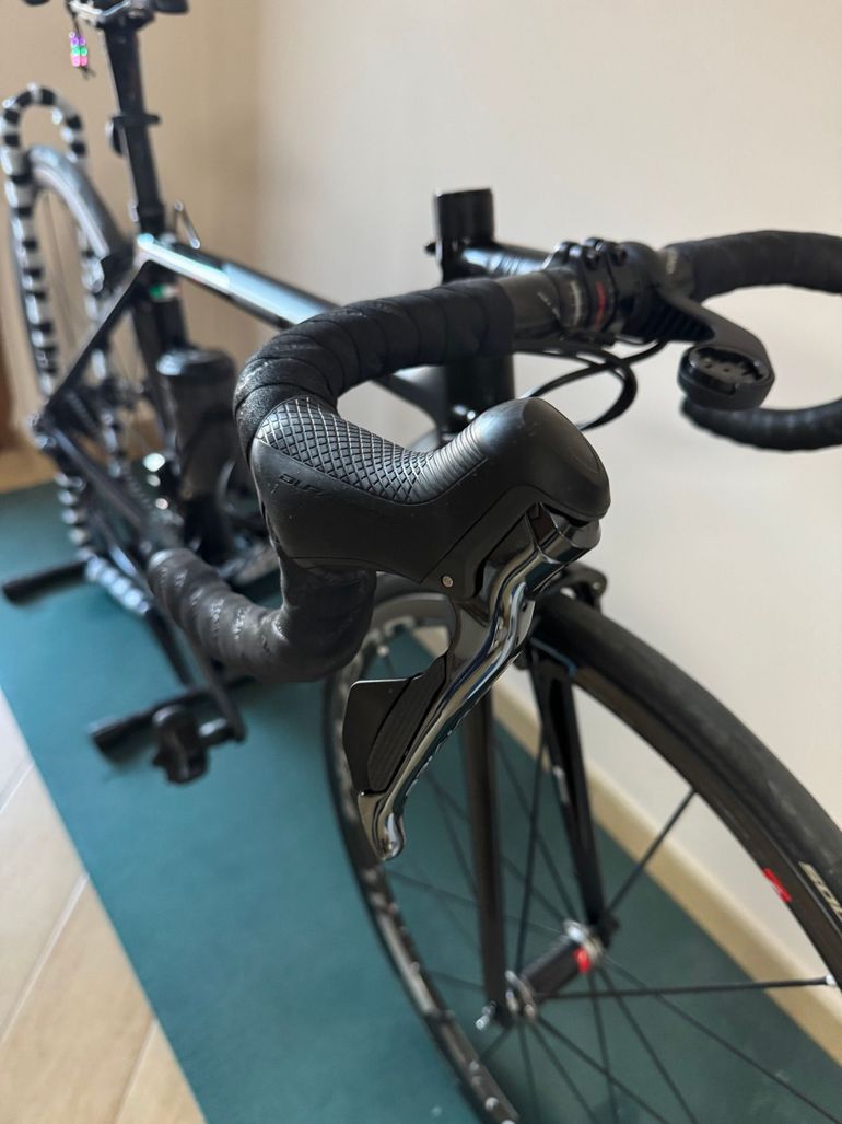 Used Bianchi Specialissima Dura Ace Di2 2017 2017 Road & Gravel, Black — image 4 of 10