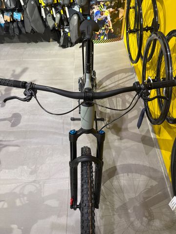 Used cube ams hybrid one44 c:68x TM400x 29 2025 Mountainbike, Light Gray — image 2 of 5