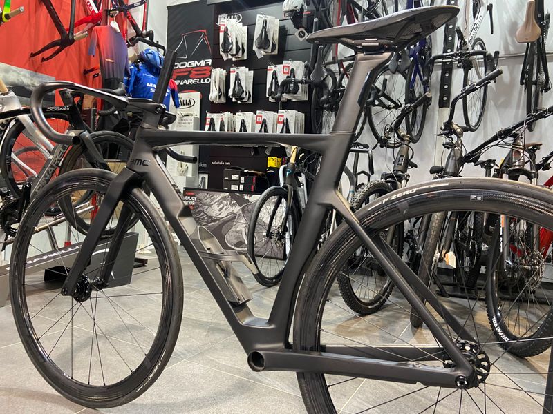 Used BMC Timemachine ROAD 01 MOD 2022 2022 Road & Gravel, Black — image 3 of 3
