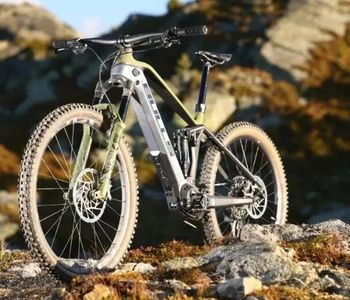 Used BULLS Sonic EVO AM Team Carbon 29/27.5 2024 Mountainbike, Green — image 2 of 9