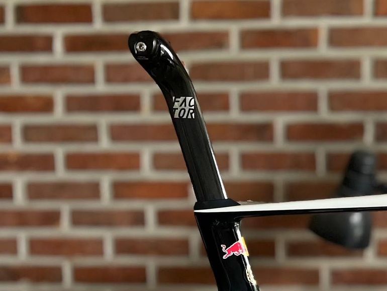Used Factor Ostro VAM V2 Frameset 2024 Road & Gravel, White — image 3 of 3