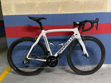 Brugt Pinarello Fp quattro easy-fit SRAM Red eTap AXS 2014 Road & Gravel