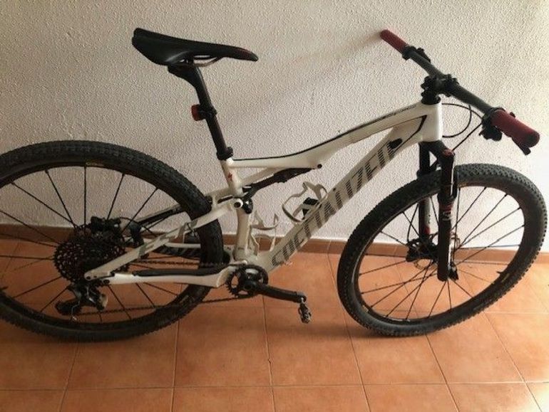 Brugt Specialized Epic Expert Carbon World Cup 29 2015 2015 Mountainbike — billede 3 af 5