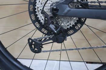 Used Focus THRON² 6.9 2023 Mountainbike, Black — image 3 of 7