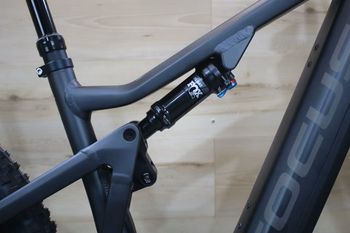 Used Focus THRON² 6.9 2023 Mountainbike, Black — image 7 of 7