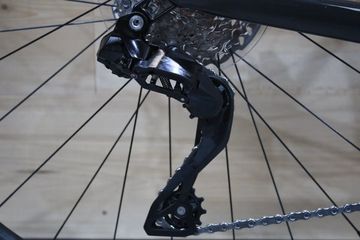 Used Scott Addict 20 2024 2024 Road & Gravel, Green — image 3 of 6