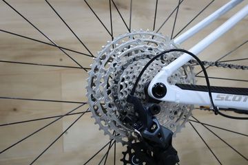 Scott Contessa Scale 930 2023 2023 Mountainbike d'occasion — image 3 sur 7