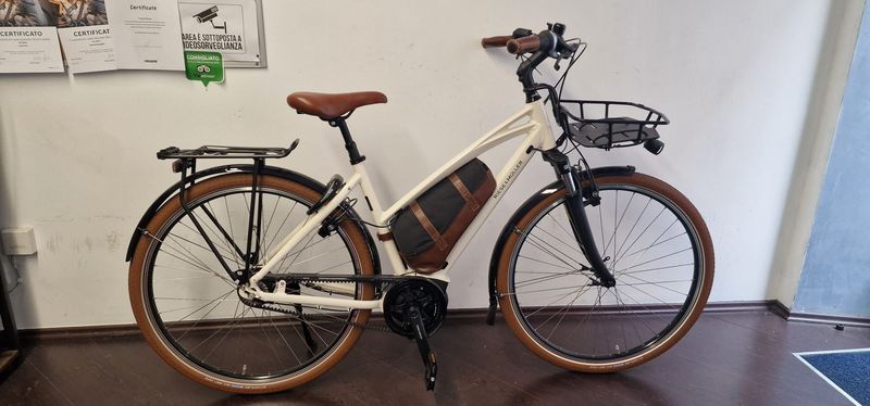 Riese & Müller Silent mixte 2025 Road & Gravel usato