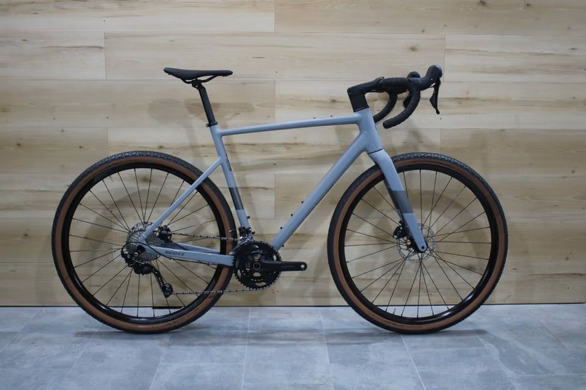 本日20時まで 新品 SCOTT SPEEDSTER GRAVEL 40 EQ 35128bc6-32f9-44b6-93f2-