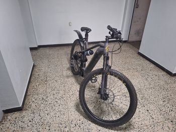 Tweedehands Kayza 2023 Mountainbike — afbeelding 2 van 11