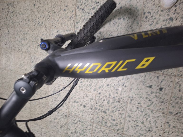 Tweedehands Kayza 2023 Mountainbike — afbeelding 3 van 11