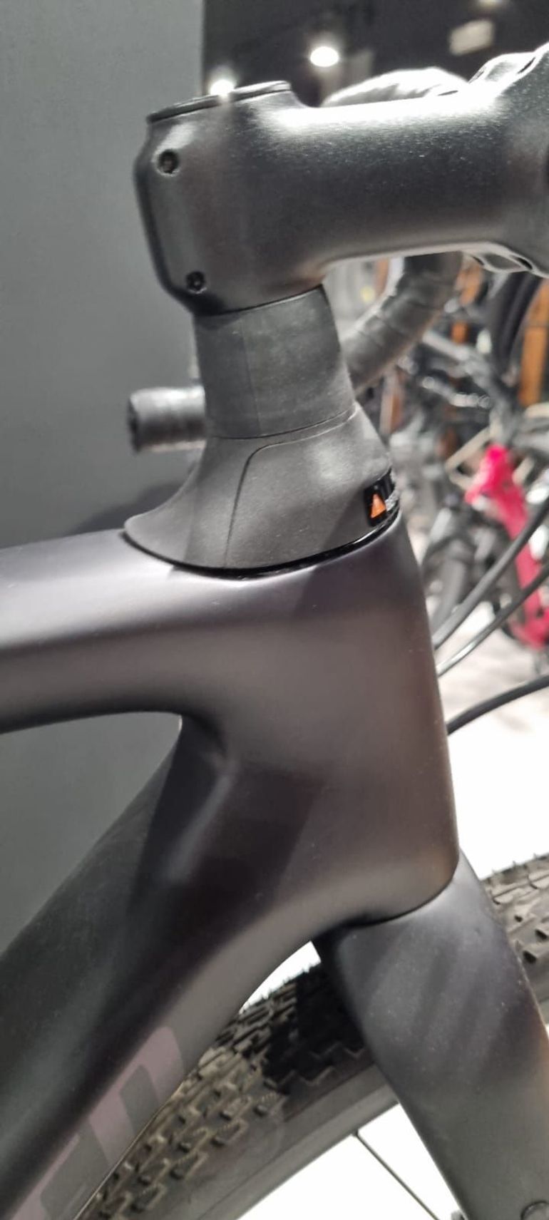Used Specialized Diverge STR Comp 2024 2024 Road & Gravel, Black — image 4 of 7