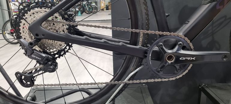 Used Specialized Diverge STR Comp 2024 2024 Road & Gravel, Black — image 3 of 7