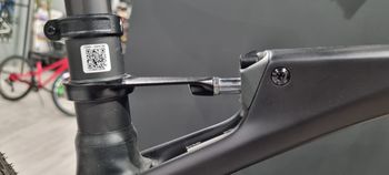 Used Specialized Diverge STR Comp 2024 2024 Road & Gravel, Black — image 6 of 7