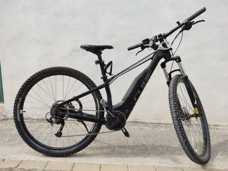 CUBE CUBE ACID HYBRID ONE 400 15 2018