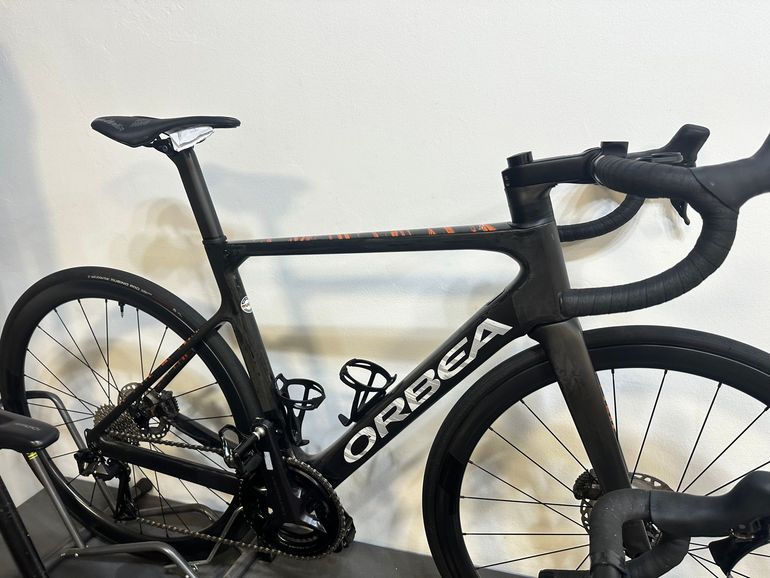 Used Orbea ORCA M31eLTD 2023 2023 Road & Gravel, Black — image 8 of 11