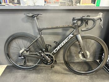 Used Orbea ORCA M31eLTD 2023 2023 Road & Gravel, Black — image 10 of 11