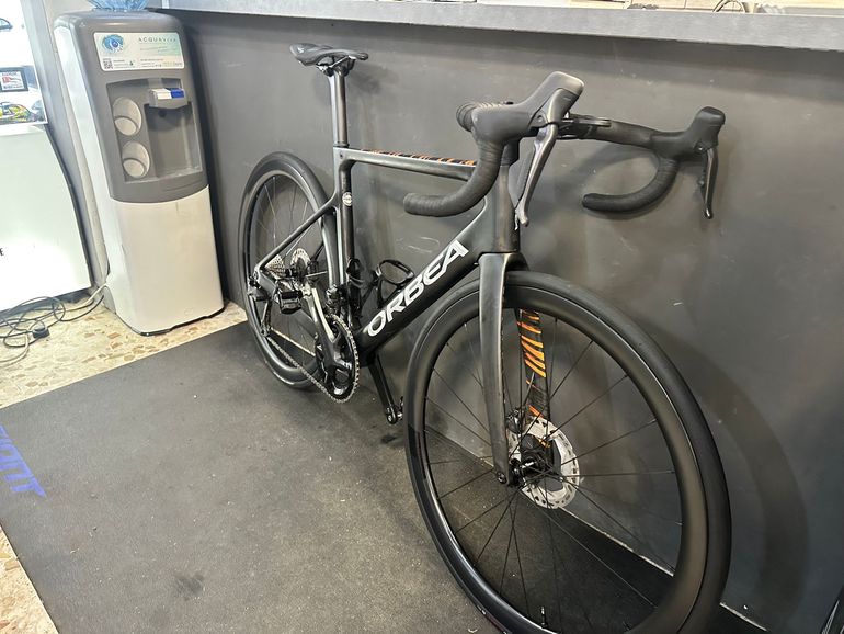 Used Orbea ORCA M31eLTD 2023 2023 Road & Gravel, Black — image 11 of 11