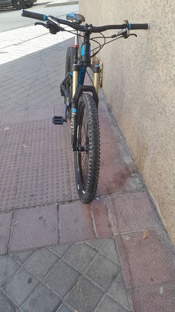 Used Giant Trance 27.5 2 2015 2015 Mountainbike, Blue, 27.5 — image 2 of 5