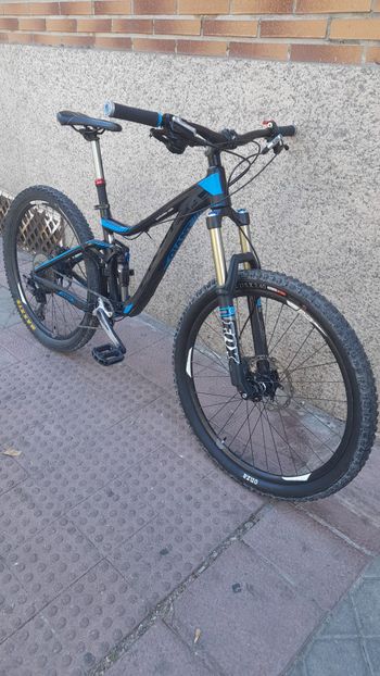 Used Giant Trance 27.5 2 2015 2015 Mountainbike, Blue, 27.5 — image 1 of 5