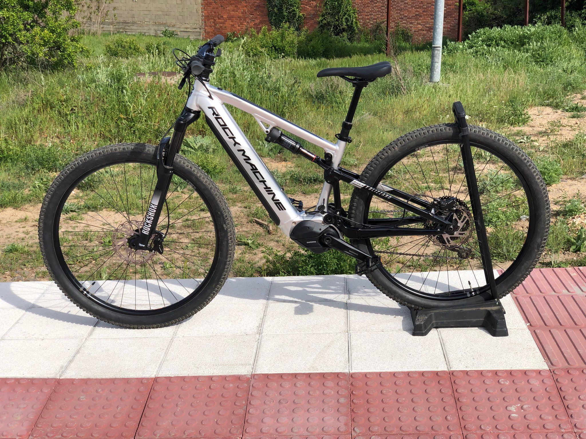 Rock Machine BLIZZARD INT E30-29 2022