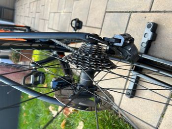 Used Giant TCR Advanced Pro 1 Disc 2017 2017 Road & Gravel, Black — image 4 of 9