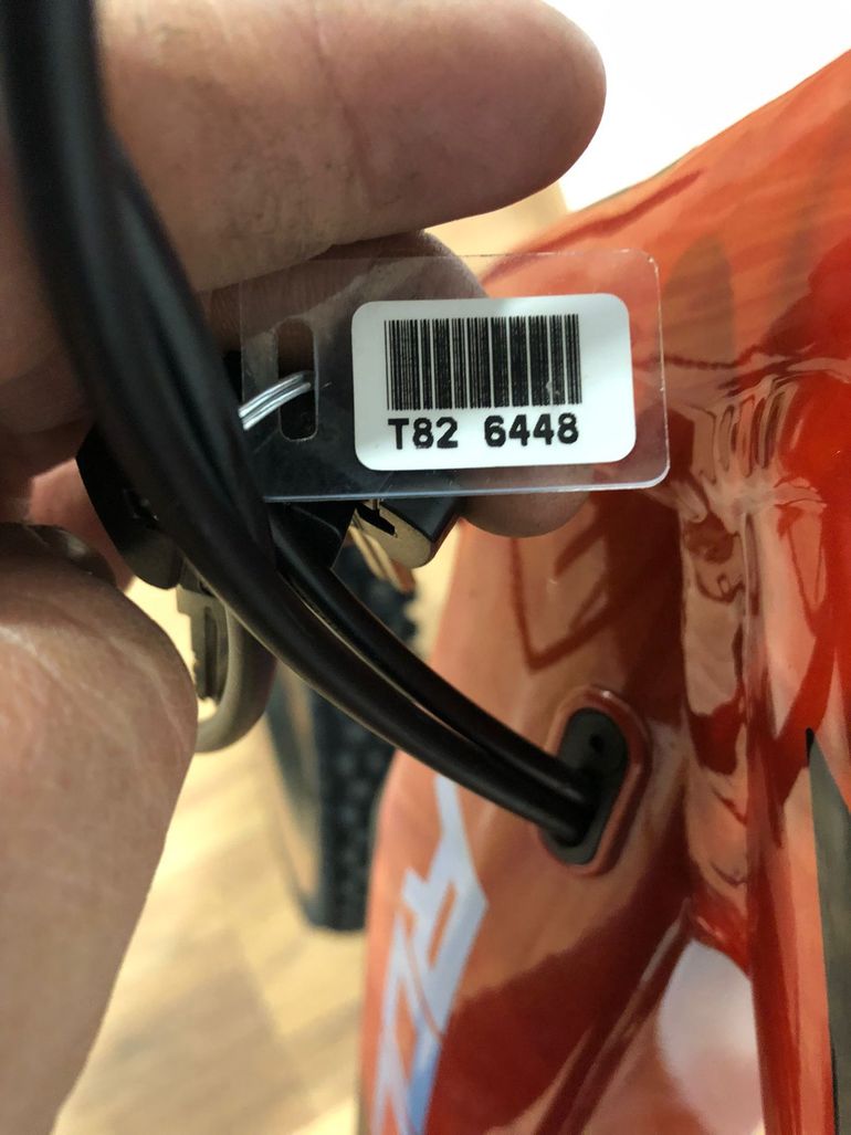Used Rock Machine BLIZZARD INT E50 - 29 2022 Mountainbike, Orange — image 4 of 15