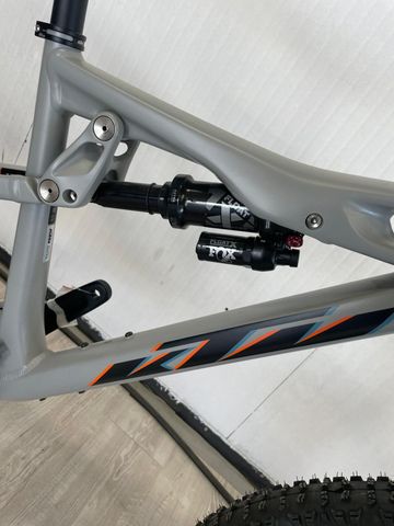 Used KTM PROWLER 1964 2023 2023 Mountainbike, Light Gray, 700 — image 5 of 5