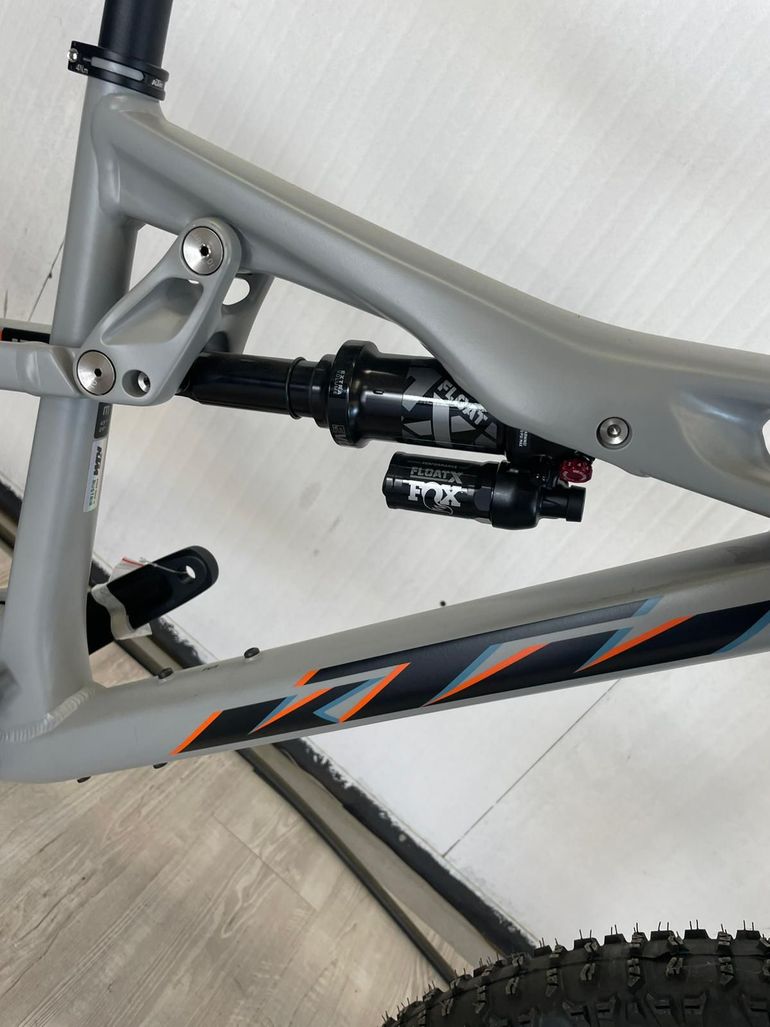 Used KTM PROWLER 1964 2023 2023 Mountainbike, Light Gray, 700 — image 5 of 5