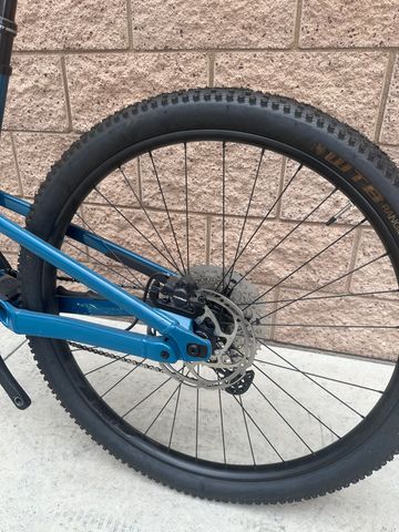 Used Rocky Mountain Instinct A10 Shimano 2023 2023 Mountainbike, Green, 27.5, 29 — image 9 of 9