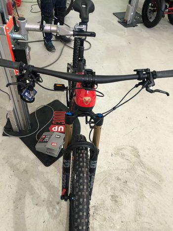 Gebrauchtes Rotwild R.X1000 ULTRA 2024 2024 Mountainbike, Rot, 29, 27.5 — Bild 2 von 12