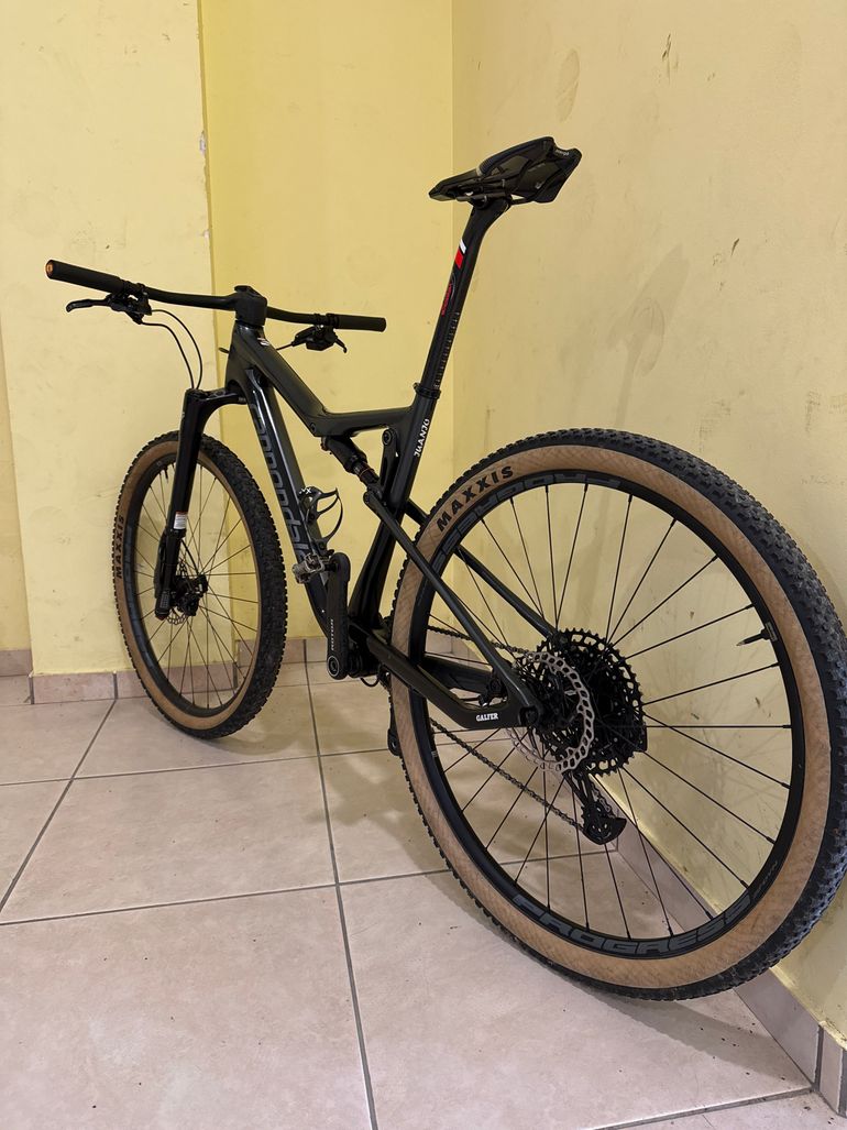 Brugt Cannondale Hi mode carbón 2 2019 Mountainbike — billede 2 af 5