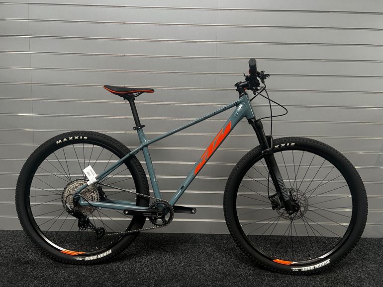Used KTM ULTRA SPORT 29 2022 2022 Mountainbike, Light Gray, 29 — image 1 of 5