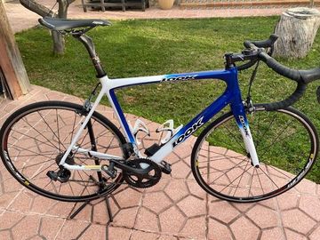 Použité SCAPIN Cuadro de carbono Scapin con inscripcion Look ano 2017, con grupo Shimano electronico 10 velocidad - 53x39 con pedal Look 2017 Road & Gravel