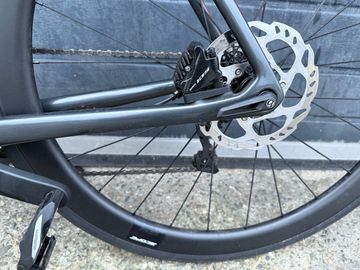 Trek Émonda SL 5 Disc 2022 2022 Road & Gravel usato, Grigio chiaro — immagine 7 di 8