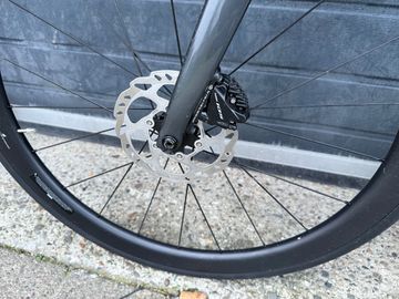 Trek Émonda SL 5 Disc 2022 2022 Road & Gravel usato, Grigio chiaro — immagine 8 di 8