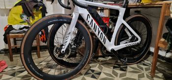 Used Canyon Aeroad CFR MVDP 2024 2024 Road & Gravel
