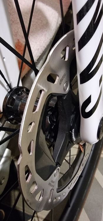 Canyon Aeroad CFR MVDP 2024 2024 Road & Gravel usato, Bianco — immagine 7 di 10
