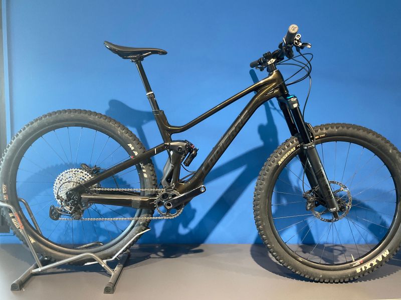 Used Lapierre Zesty AM CF 8.9 2022 2022 MTB